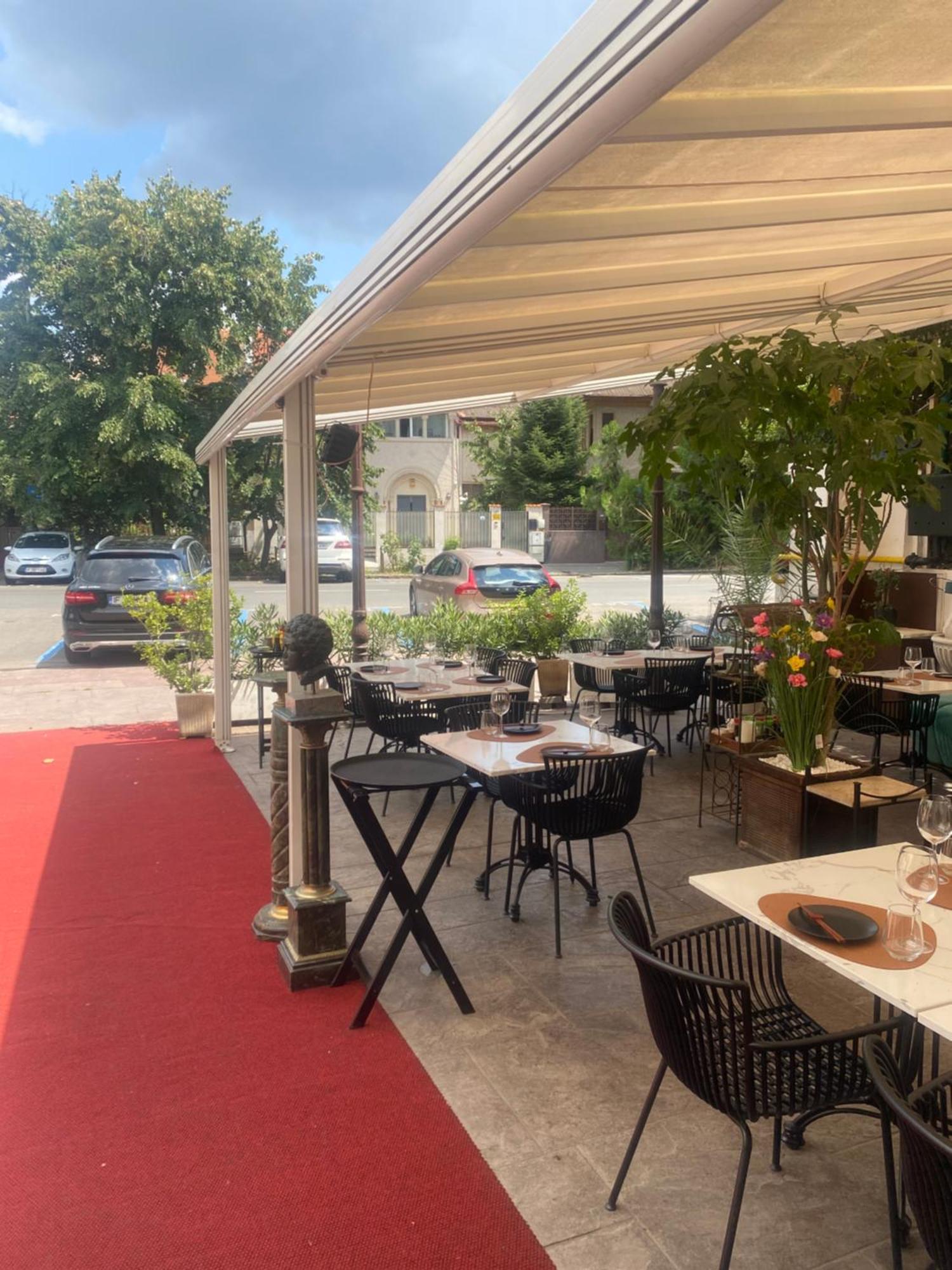 Arcul De Triumf Aparthotel *